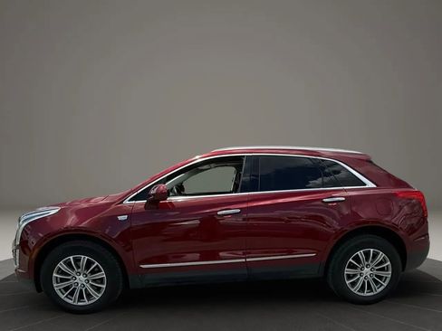 Used 2017 Cadillac XT5 Luxury image 4