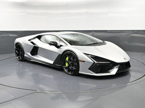 Used 2024 Lamborghini Revuelto AWD/4WD image 10