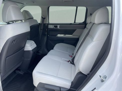New 2026 Hyundai Santa Fe SE FWD image 26