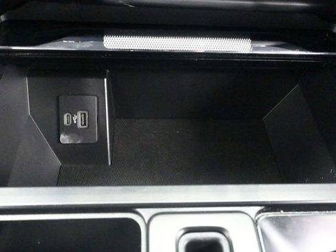 Used 2023 Ford F150 Lariat image 18