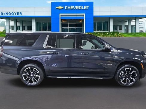 New 2025 Chevrolet Suburban Premier w/ Sun And Tow Package image 7