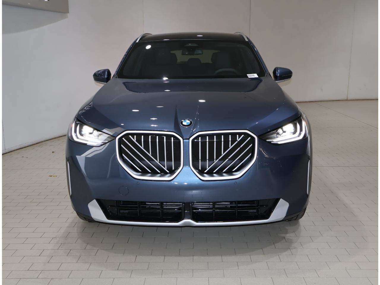 Used 2026 BMW X3 xDrive30i w/ Convenience Package AWD/4WD image 9