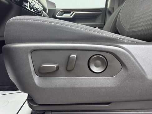 Used 2023 GMC Sierra 1500 Elevation image 25