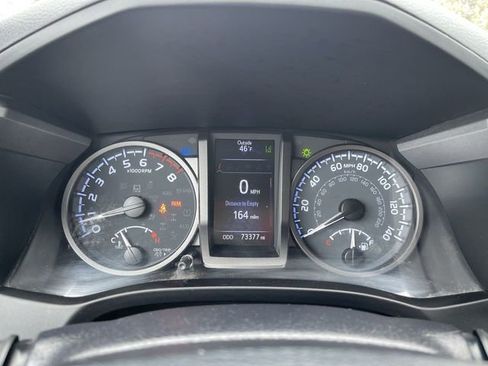 Certified 2020 Toyota Tacoma TRD Off-Road w/ TRD Premium Off Road Package AWD/4WD image 16