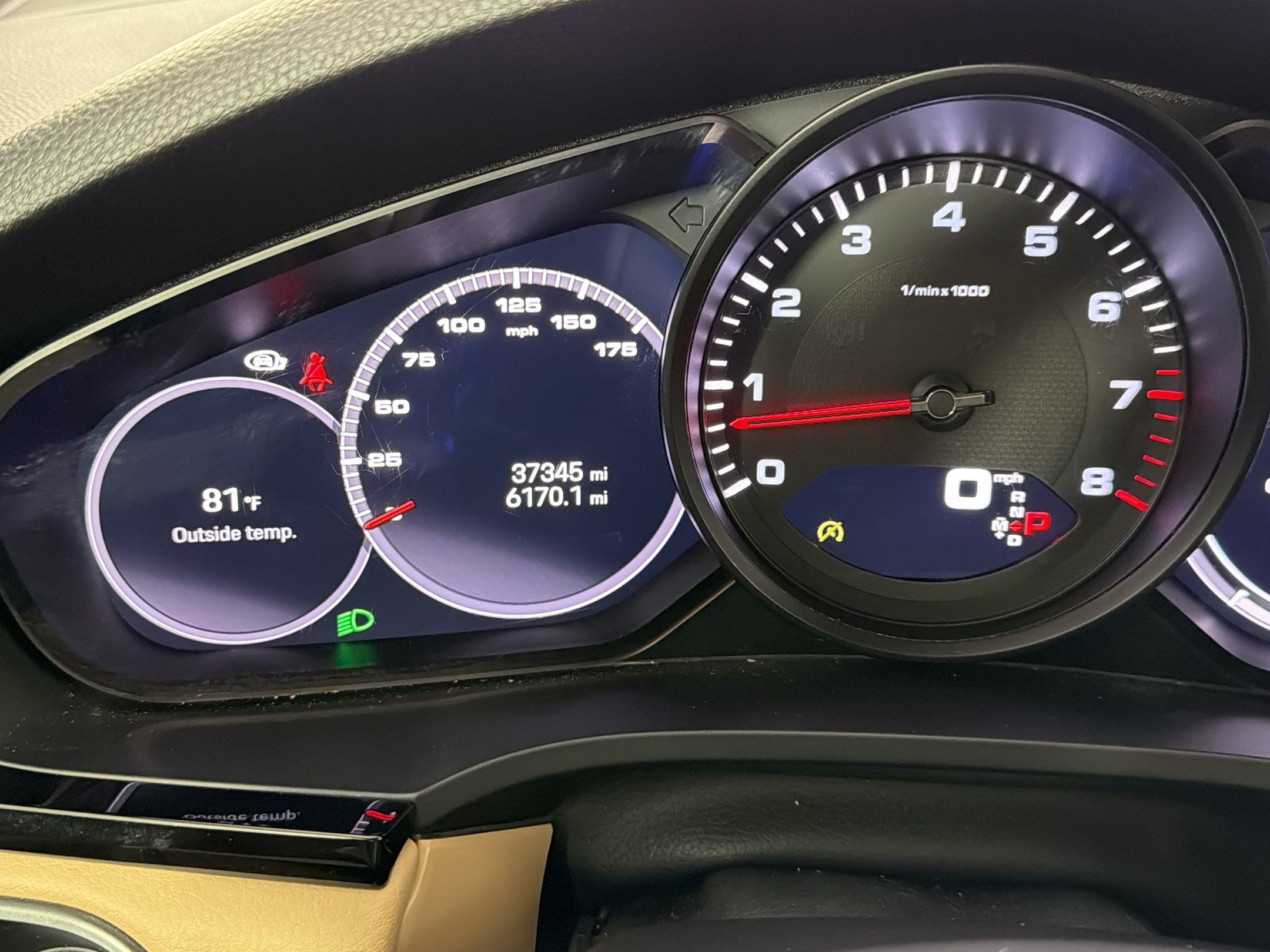 Certified 2023 Porsche Cayenne AWD/4WD image 22