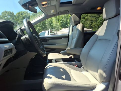 Used 2020 Honda Odyssey EX-L image 9