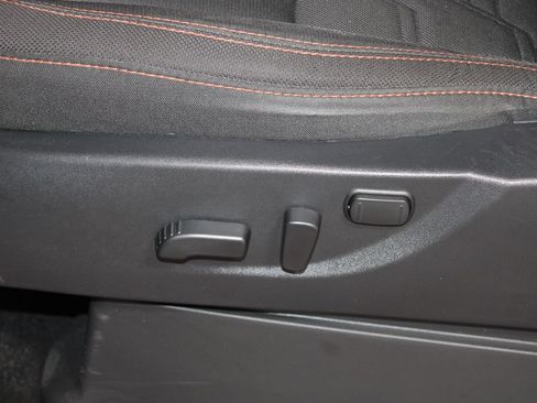 Used 2025 Nissan Frontier PRO-4X w/ Interior Protection Package AWD/4WD image 30