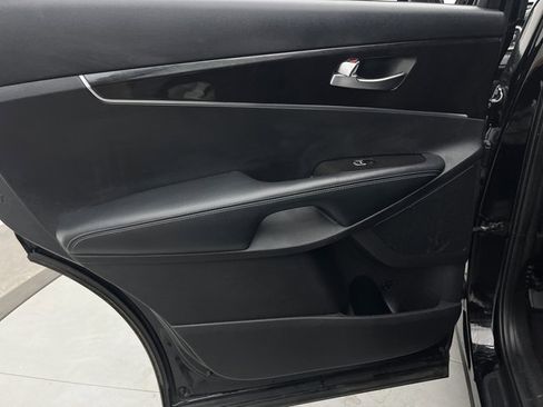 Used 2017 Kia Sorento LX image 26