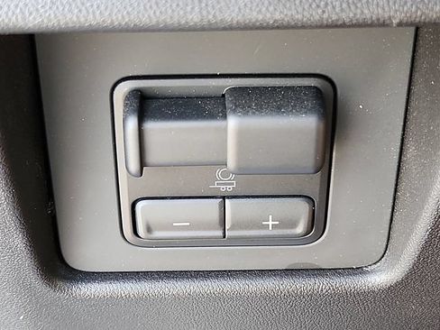 Used 2024 Chevrolet Colorado Trail Boss w/ Advanced Trailering Package AWD/4WD image 25