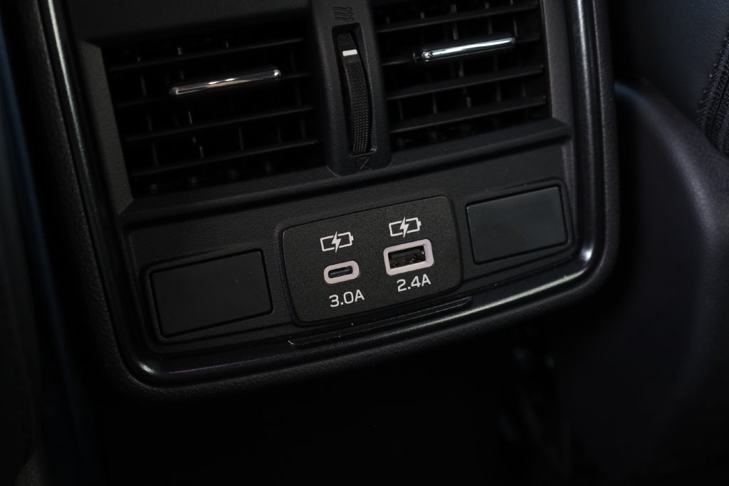 Used 2026 Subaru Forester Limited AWD/4WD image 23