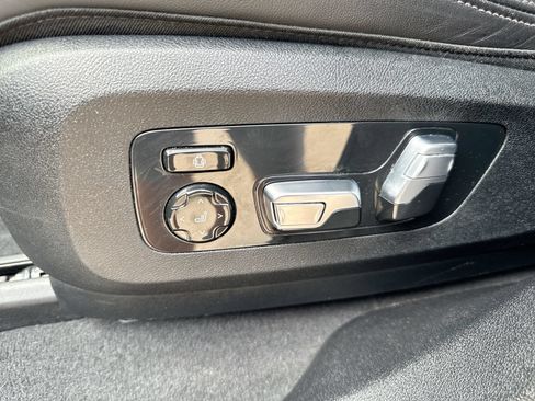 Used 2024 BMW X6 xDrive40i w/ Premium Package AWD/4WD image 12