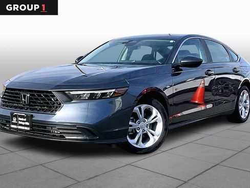 Used 2025 Honda Accord LX image 1