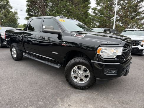 Used 2022 RAM 3500 Big Horn w/ Level C Equiment Group AWD/4WD image 2