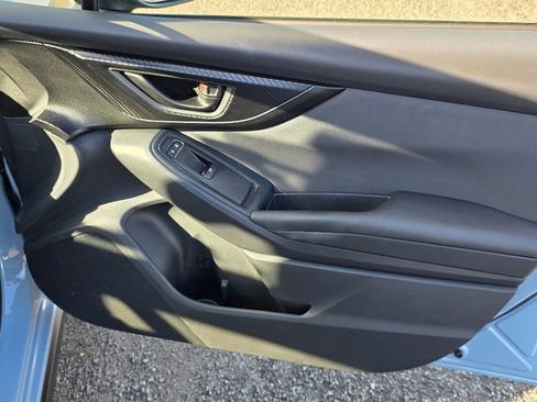 Used 2023 Subaru Crosstrek 2.0i Premium image 19