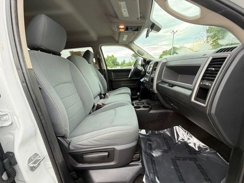 Used 2017 RAM 2500 Tradesman w/ Chrome Appearance Group AWD/4WD image 24