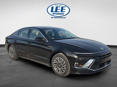 New 2026 Hyundai Sonata Limited FWD image 1
