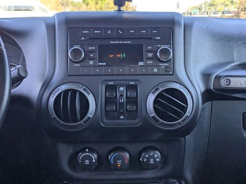 Used 2017 Jeep Wrangler Unlimited Sport w/ Quick Order Package 24S image 16