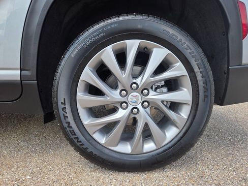 Used 2026 Buick Enclave Preferred FWD image 9
