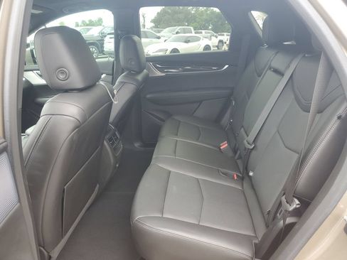 Used 2023 Cadillac XT5 Premium Luxury FWD image 13