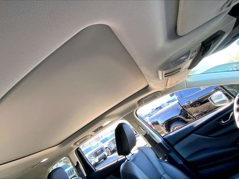 Used 2023 Subaru Ascent Onyx Edition Limited image 17