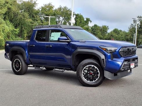 New 2025 Toyota Tacoma TRD Off-Road image 2