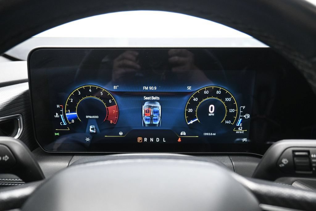 Used 2025 Ford Mustang Premium RWD image 6