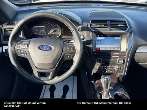 Used 2018 Ford Explorer XLT w/ Equipment Group 202A image 16