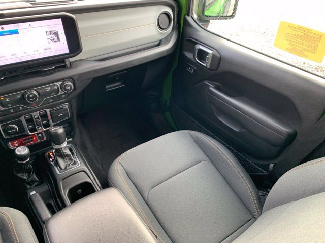 Used 2025 Jeep Wrangler Unlimited Sport AWD/4WD image 21