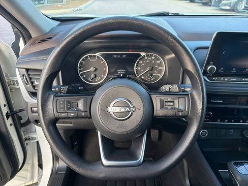 Certified 2023 Nissan Rogue SV image 26