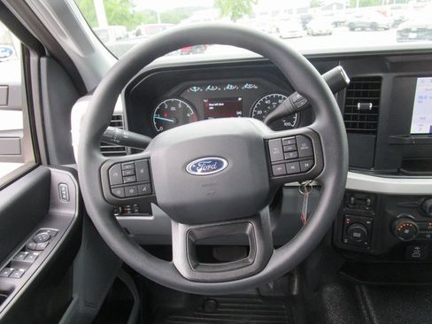 New 2025 Ford F250 XL w/ FX4 Off-Road Package image 19