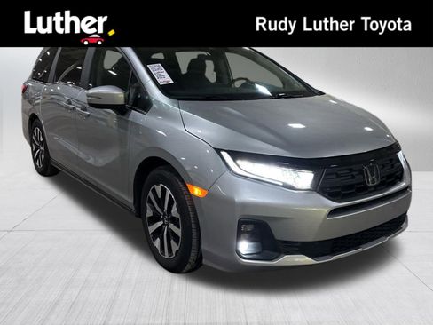 Used 2025 Honda Odyssey EX-L image 1