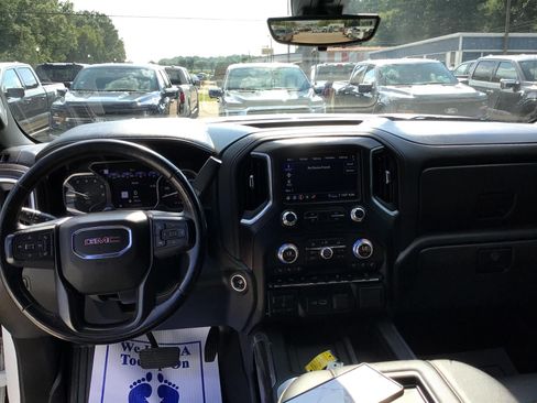 Used 2021 GMC Sierra 1500 AT4 w/ AT4 Premium Package AWD/4WD image 2