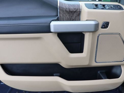 Used 2019 Ford F250 Lariat w/ Lariat Ultimate Package image 13