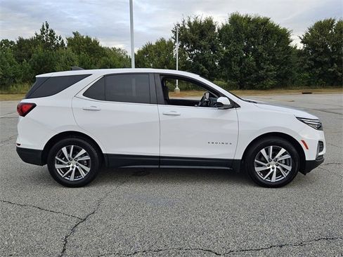 Used 2022 Chevrolet Equinox LT image 15
