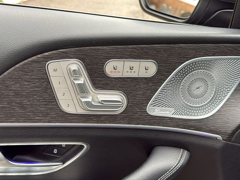 Used 2020 Mercedes-Benz GLS 450 4MATIC image 11