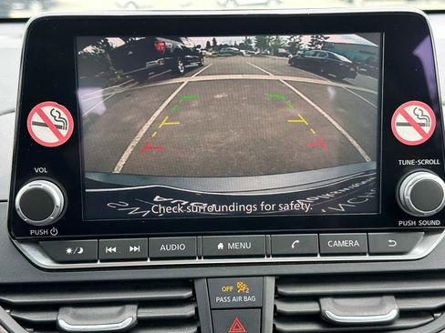 Used 2024 Nissan Altima 2.5 SV image 28