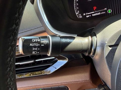 Used 2023 Acura MDX w/ Technology Package AWD/4WD image 30