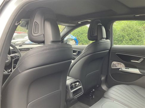 New 2026 Mercedes-Benz E 350 4MATIC Sedan image 12