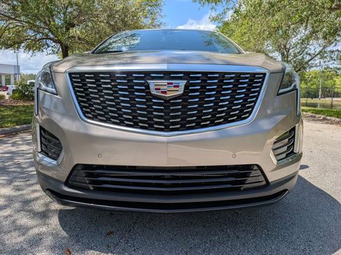 Used 2023 Cadillac XT5 Luxury image 2