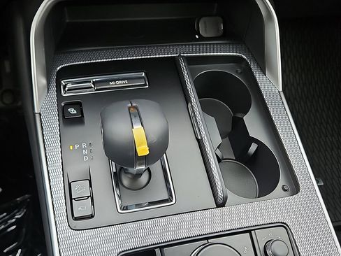 New 2026 MAZDA CX-90 Plug-In Hybrid w/ Premium Plus AWD/4WD image 19