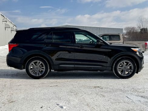 Certified 2024 Ford Explorer XLT w/ Equipment Group 202A image 2