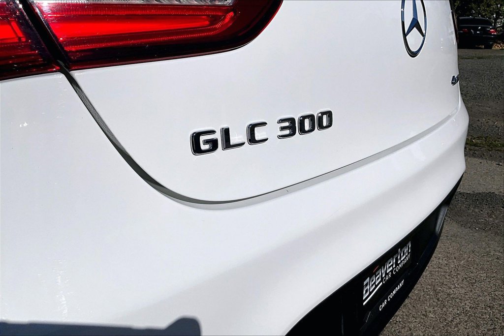 Used 2018 Mercedes-Benz GLC 300 4MATIC Coupe image 33