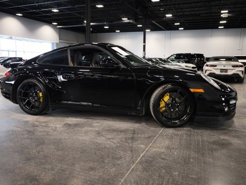 Used 2011 Porsche 911 Turbo image 7