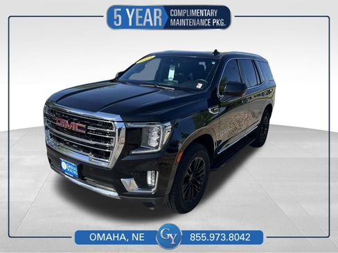 Used 2023 GMC Yukon SLT AWD/4WD image 1
