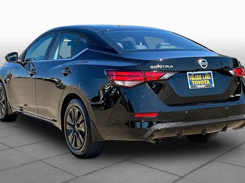 Used 2024 Nissan Sentra S FWD image 11