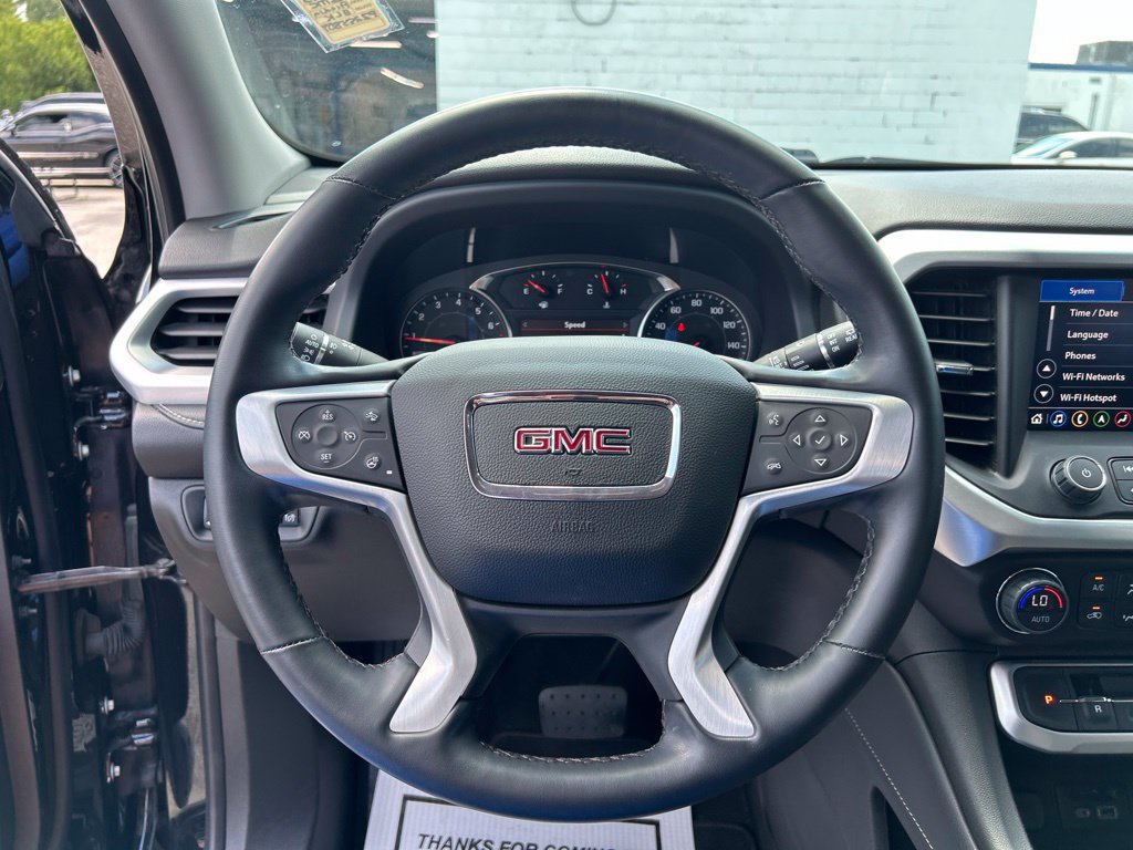 Used 2023 GMC Acadia SLT w/ Preferred Package AWD/4WD image 18