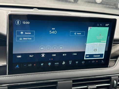 New 2025 Lincoln Corsair Grand Touring w/ Equipment Group 302A AWD/4WD image 17