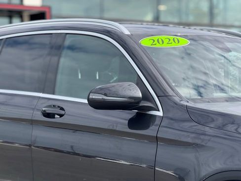 Used 2020 Mercedes-Benz GLC 300 4MATIC image 4