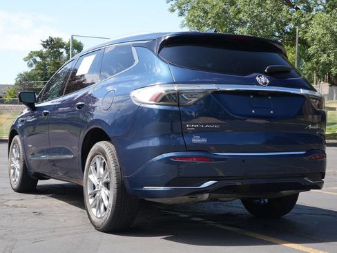 Used 2023 Buick Enclave Avenir w/ Avenir Technology Package AWD/4WD image 3