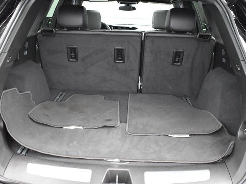 Certified 2025 Cadillac XT5 Premium Luxury image 10